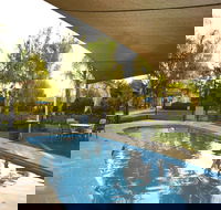 Winbi River Resort Holiday Rentals - Mackay Tourism