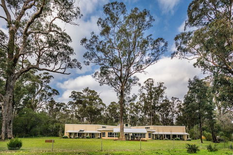 Inn The Tuarts Guest Lodge Busselton - Mackay Tourism 4