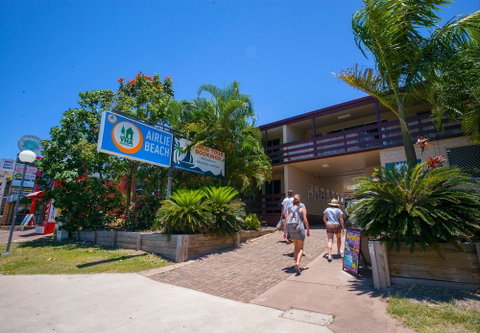 Airlie Beach YHA - Hostel - Mackay Tourism 0