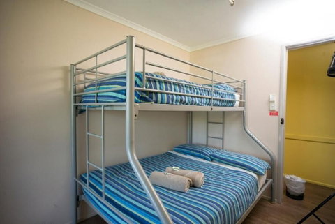 Airlie Beach YHA - Hostel - Mackay Tourism 3