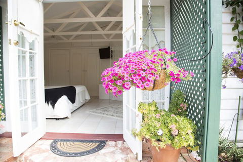 Rosebridge House Bed & Breakfast Adult Retreat - Mackay Tourism 5