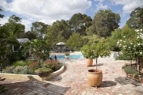 Rosebridge House Bed & Breakfast Adult Retreat - Mackay Tourism 0