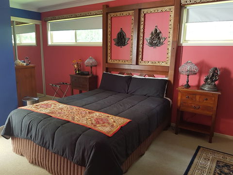 Tambaridge Bed And Breakfast - Mackay Tourism 3