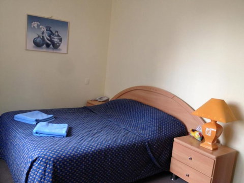 Chadstone Executive Motel - Mackay Tourism 5