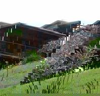 A Sacred Mountain Retreat - Mackay Tourism