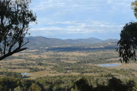 Cypress Ridge Cottages - Mackay Tourism 1
