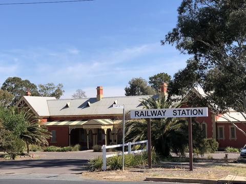 Queanbeyan Motel - Mackay Tourism 5