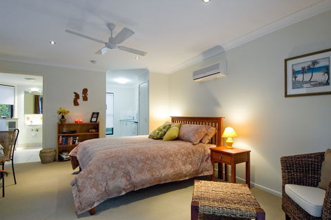 Poppies Bed & Breakfast - Mackay Tourism 2
