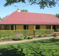 Goat Square Cottages - Mackay Tourism