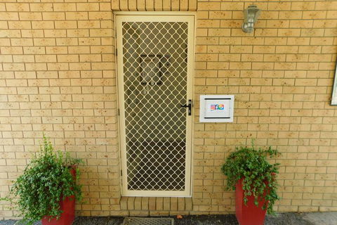 Hatton Vale Motel - Mackay Tourism 2