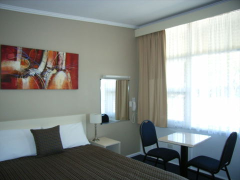 Bairnsdale Main Motel - Mackay Tourism 5
