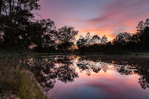 Hunter Hideaway Cottages - Mackay Tourism 0
