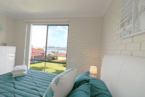 Capri Apartments - Mackay Tourism 6