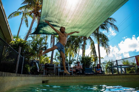 Backpackers By The Bay - Mackay Tourism 5
