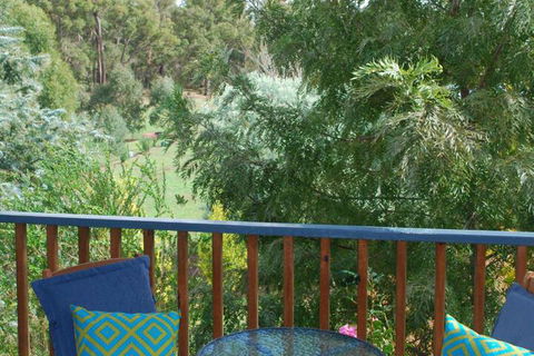 Riverwood Retreat - Mackay Tourism 5