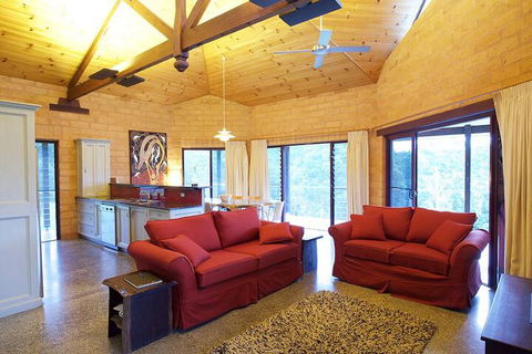 Clarendon Forest Retreat - Mackay Tourism 6