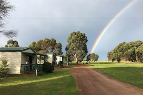Kangaroo Island Cabins - Mackay Tourism 0