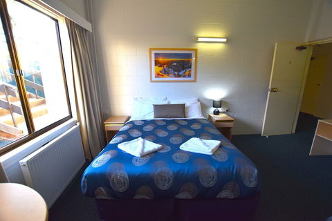 Alpine Resort Motel - Mackay Tourism 5