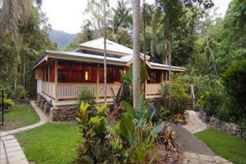 Port Douglas Valley Retreat - Mackay Tourism 4