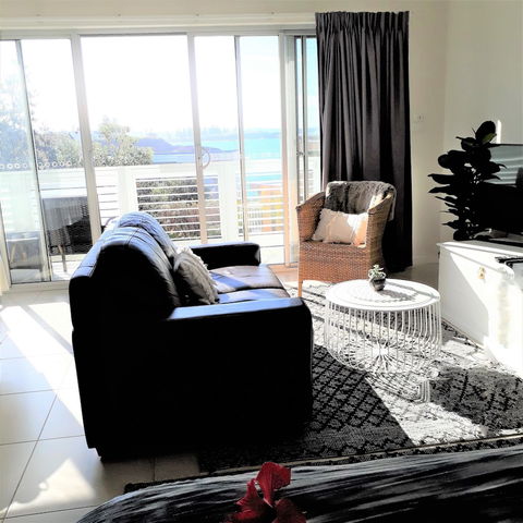 Shutters By The Sea - Mackay Tourism 6