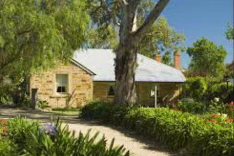 Port Willunga Cottages - Mackay Tourism 6