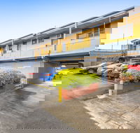 Meadow Inn Hotel-Motel - Mackay Tourism