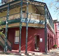 Leura House - Mackay Tourism