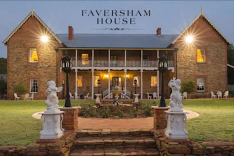 Faversham House - Mackay Tourism 0