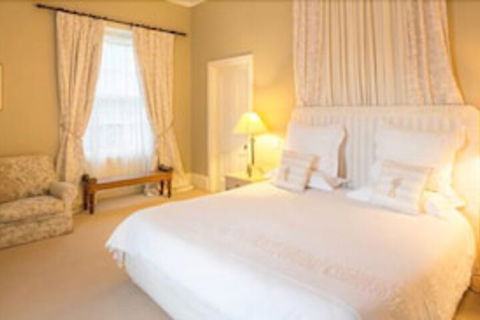 Faversham House - Mackay Tourism 2