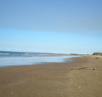 Moore Park Beach Motel - Mackay Tourism