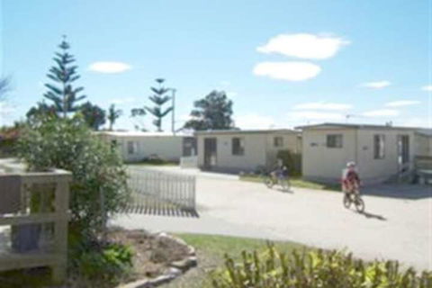Hillcrest Tourist Park - Mackay Tourism 0