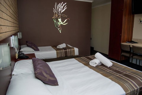 Sarina Motor Inn - Mackay Tourism 6