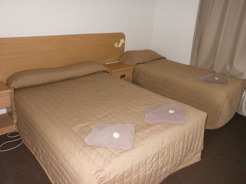 Parkway Motel - Mackay Tourism 4
