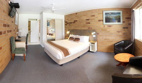 Copper Country Motor Inn & Restaurant - Mackay Tourism 5