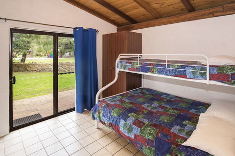 Sandy Bay Holiday Park - Mackay Tourism 1
