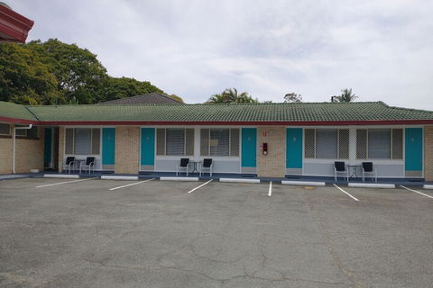 Aspley Sunset Motel - Mackay Tourism 1