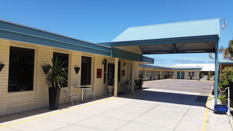 Ceduna East West Motel - Mackay Tourism 0