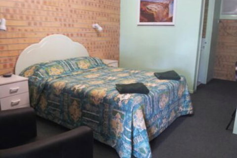 Tiaro Motor Inn - Mackay Tourism 4