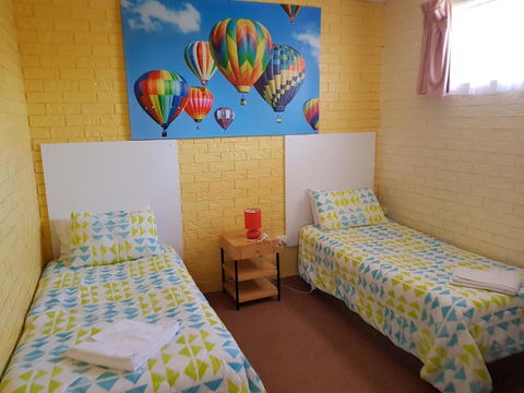 Jillaroo Motor Inn - Mackay Tourism 6