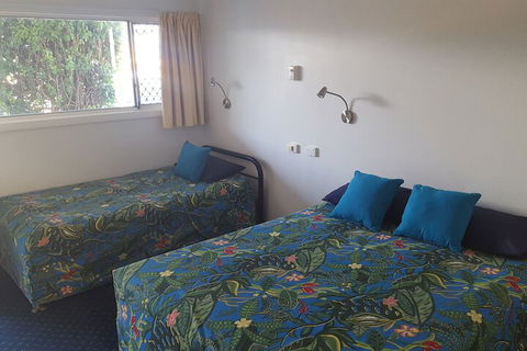 Fourth Avenue Motor Inn - Mackay Tourism 6