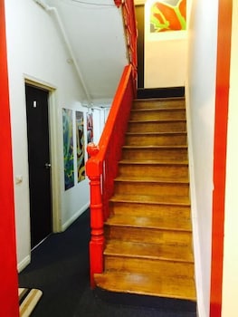 Asylum Sydney Backpackers Hostel - Mackay Tourism 0
