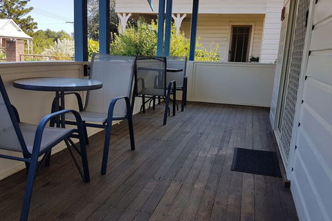 Coppers Hill Private Accommodation - Mackay Tourism 6