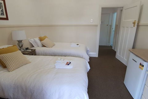 Coppers Hill Private Accommodation - Mackay Tourism 2