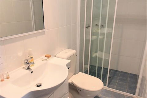 Coppers Hill Private Accommodation - Mackay Tourism 1