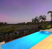 4 Cascade House Luxury Holiday Home - Mackay Tourism