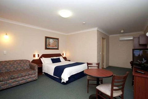 Town Square Motel - Mackay Tourism 3