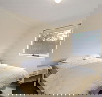 Two Bays Apartments - Mackay Tourism