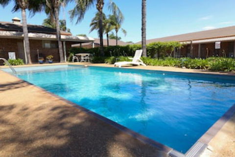 Exies Bagtown - Mackay Tourism 0