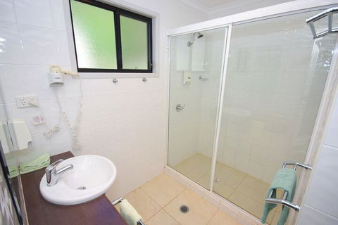 Del Rio Riverside Resort - Mackay Tourism 2