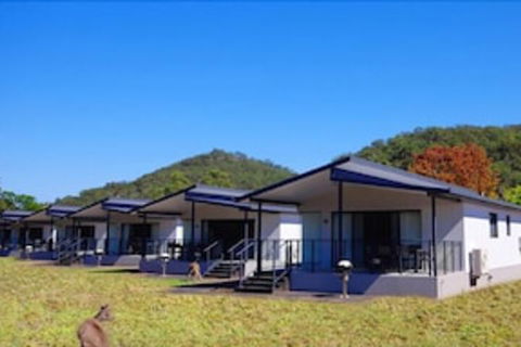 Del Rio Riverside Resort - Mackay Tourism 0
